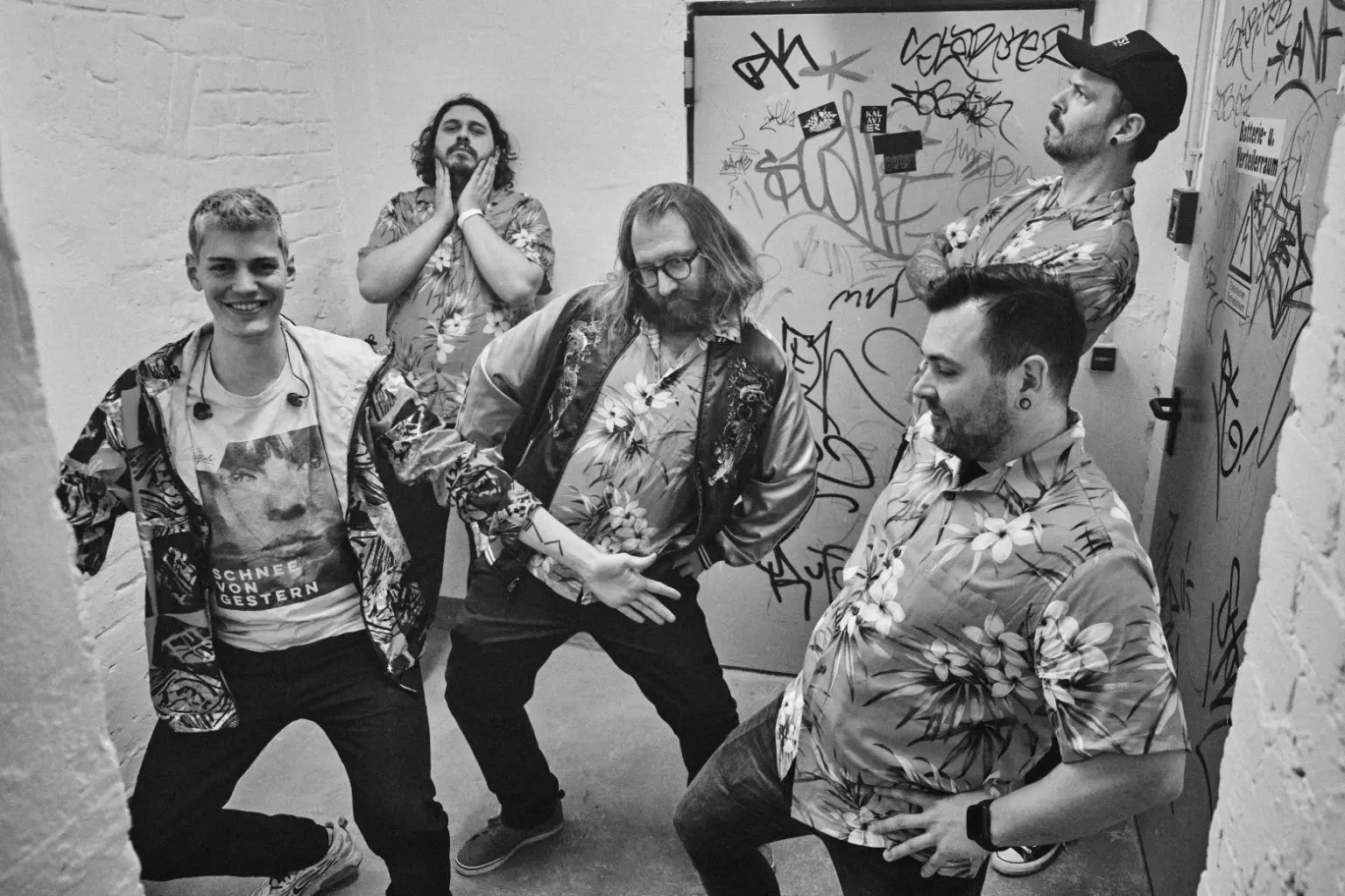 The Döftels backstage in Schwarz-Weiß